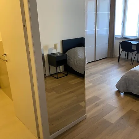 Grey House Apartamento *